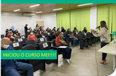 Foto 01 – Recepção dos alunos do Curso FIC MEI - CMC