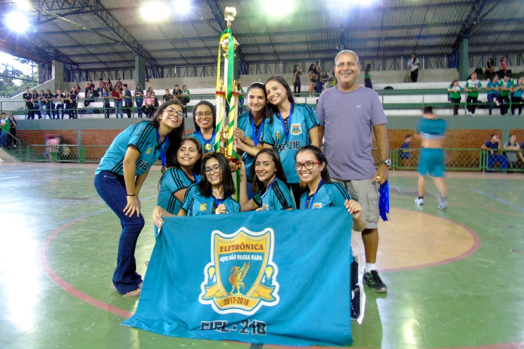 Futsal campeas feminino.jpg