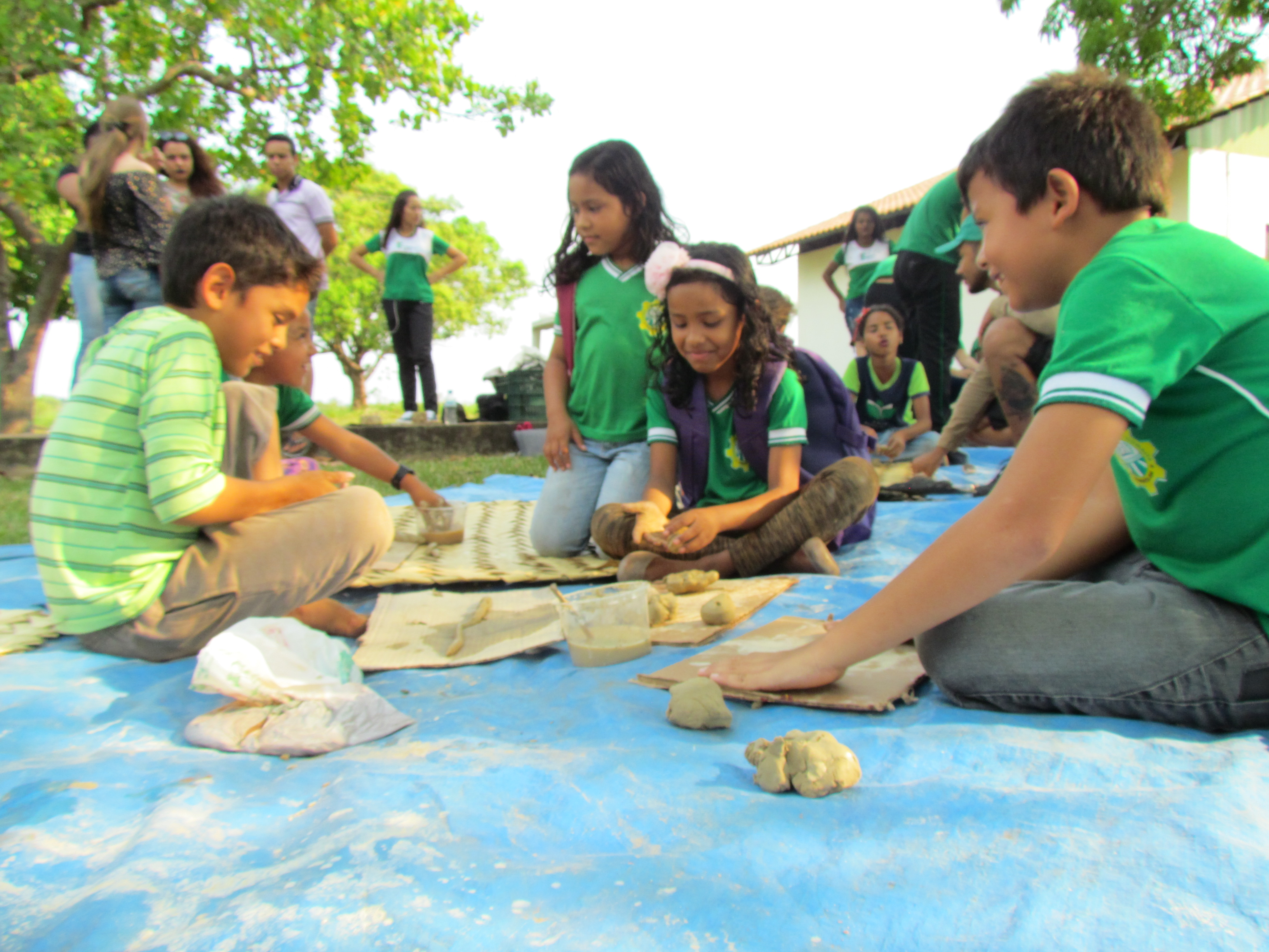 Alunos executando o Projeto