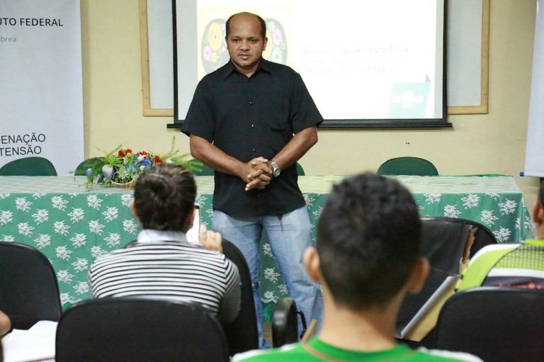 palestra empreendedorismo 2.JPG