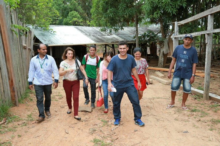 projeto lixeira ecológica 12.JPG