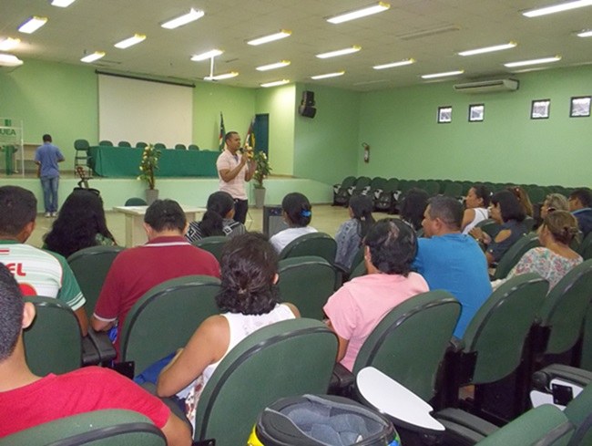 Oficina “As Contribuições da Música na Educação”