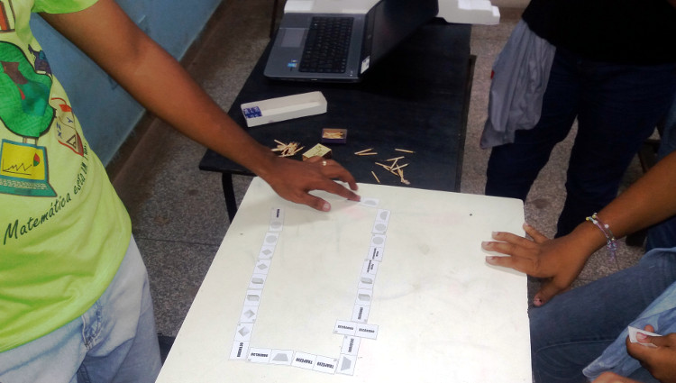 figuraDomino.jpg