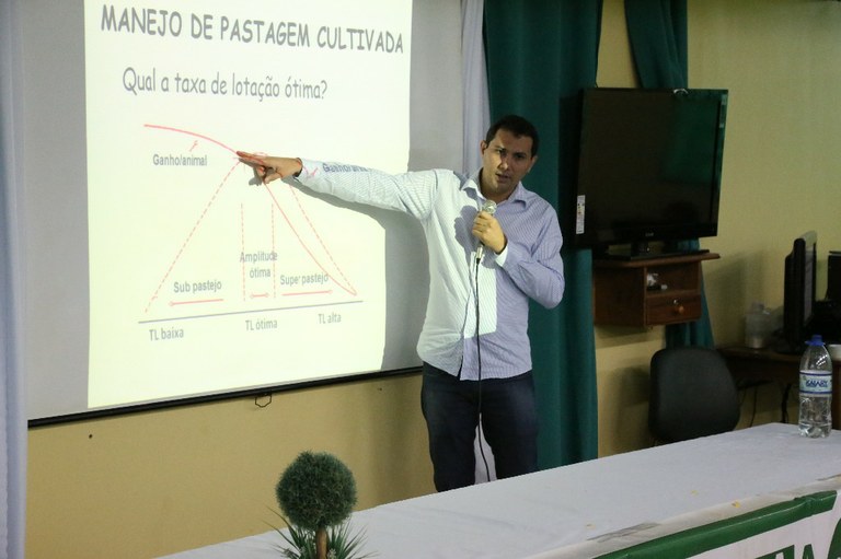 Camapanha vacinação Aftosa Lábrea (14).JPG